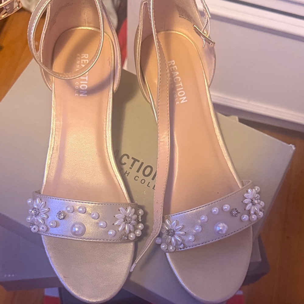 Kids Cream Sandals